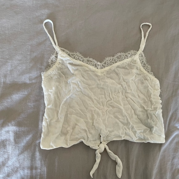 White Garage Tank - Picture 1 of 4